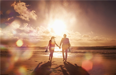 怎樣對待女孩子早戀 看看這位家長怎么處理的，值得學習